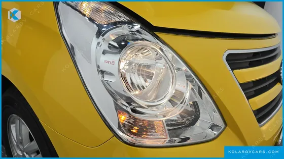 HYUNDAI STAREX GUARD CAR OF CHILDREN