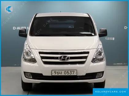HYUNDAI STAREX 3-SEATER VAN