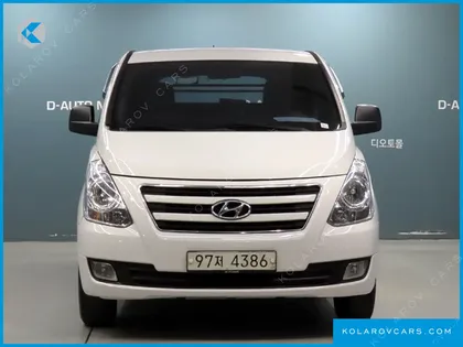 HYUNDAI STAREX 3-SEATER VAN