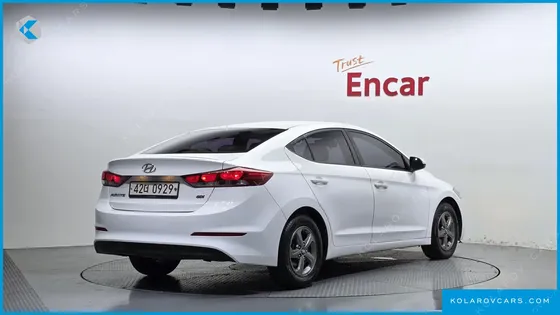 HYUNDAI ELANTRA (AVANTE) 1.6 GDI SMART