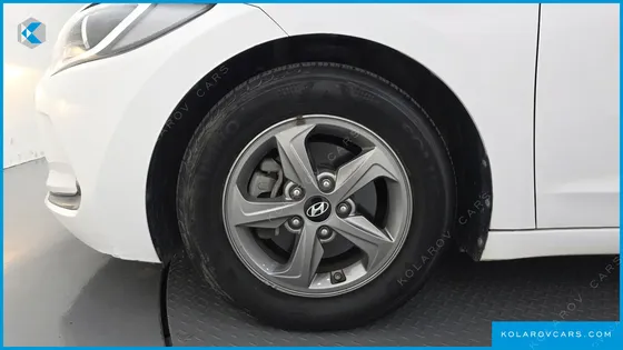 HYUNDAI ELANTRA (AVANTE) 1.6 GDI SMART
