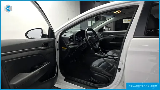 HYUNDAI ELANTRA (AVANTE) 1.6 GDI SMART