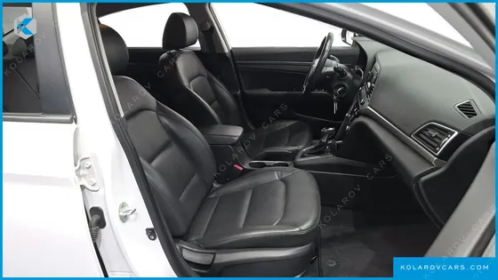 HYUNDAI ELANTRA (AVANTE) 1.6 GDI SMART