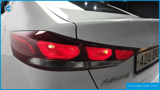 HYUNDAI ELANTRA (AVANTE) 1.6 GDI SMART