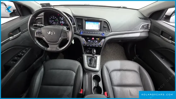 HYUNDAI ELANTRA (AVANTE) 1.6 GDI SMART