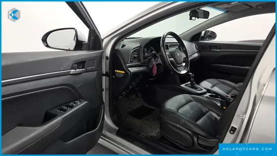 HYUNDAI ELANTRA (AVANTE) 1.6 GDI SMART