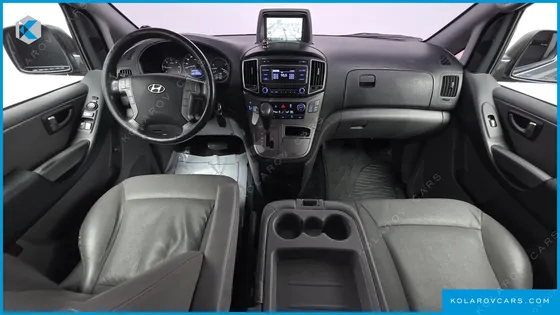 HYUNDAI STAREX 12-SEATER WAGON