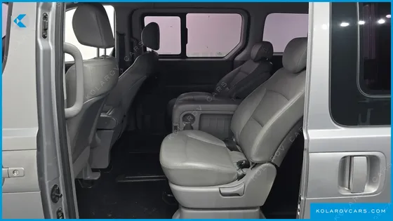 HYUNDAI STAREX 12-SEATER WAGON