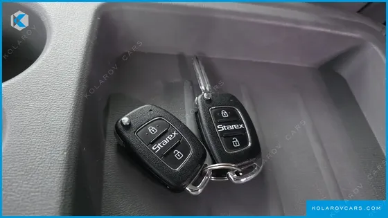 HYUNDAI STAREX 12-SEATER WAGON