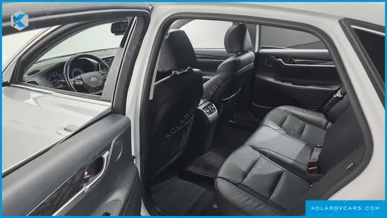 HYUNDAI GRANDEUR 3.0 MODREN BASIC (RENTAL CAR)