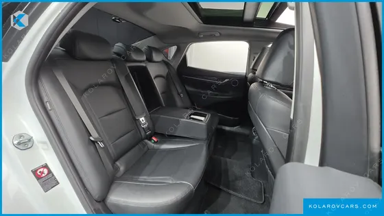 HYUNDAI GRANDEUR 3.0 MODREN BASIC (RENTAL CAR)