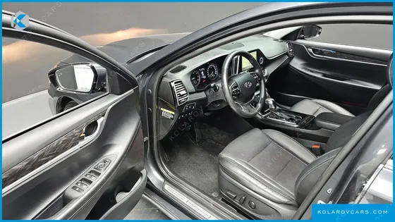 HYUNDAI GRANDEUR 2.4 PREMIUM