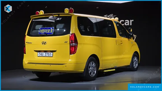 HYUNDAI STAREX GUARD CAR OF CHILDREN