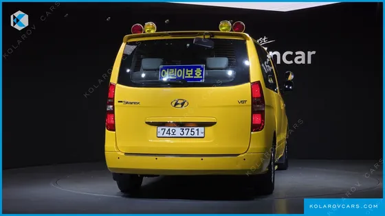 HYUNDAI STAREX GUARD CAR OF CHILDREN