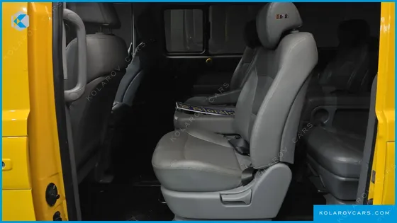 HYUNDAI STAREX GUARD CAR OF CHILDREN