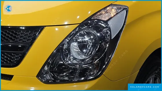 HYUNDAI STAREX GUARD CAR OF CHILDREN