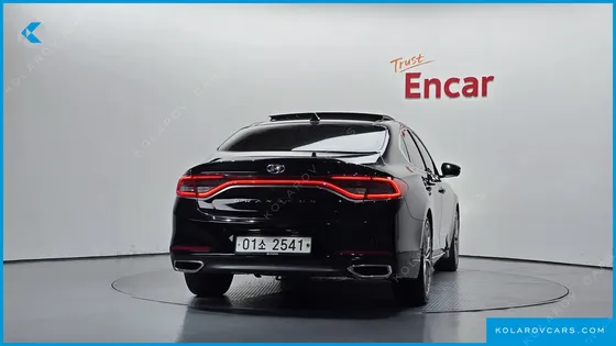 HYUNDAI GRANDEUR 2.4 PREMIUM
