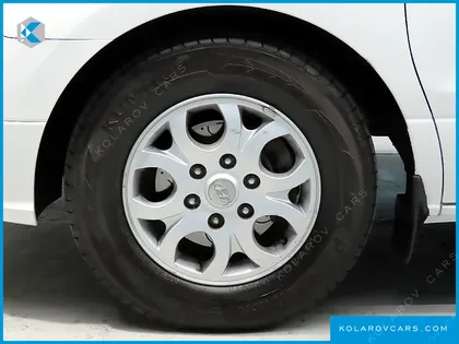 HYUNDAI STAREX 11-SEATER WAGON