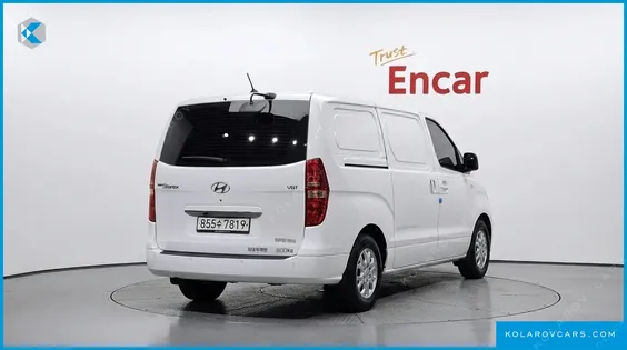 HYUNDAI STAREX 3-SEATER VAN