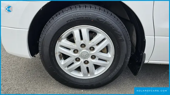 HYUNDAI STAREX 3-SEATER VAN