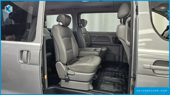 HYUNDAI STAREX 12-SEATER WAGON