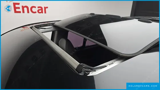 HYUNDAI STAREX 11-SEATER WAGON