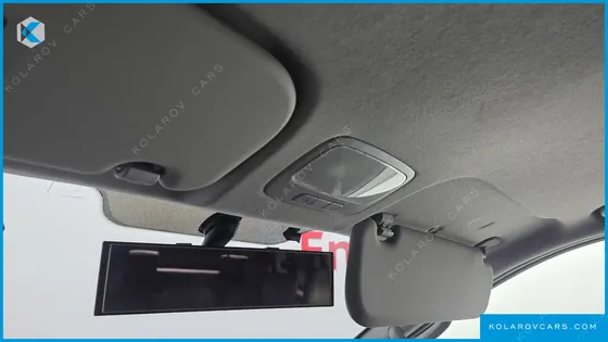 HYUNDAI STAREX 12-SEATER WAGON