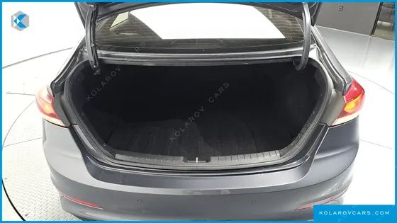 HYUNDAI ELANTRA (AVANTE) 1.6 GDI VALUE PLUS