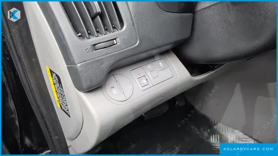 HYUNDAI STAREX 3-SEATER LPI VAN