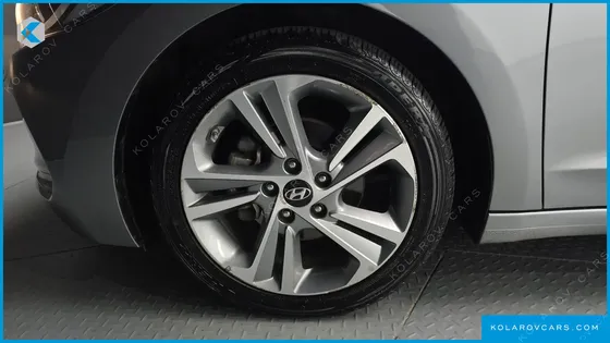 HYUNDAI ELANTRA (AVANTE) 1.6 GDI VALUE PLUS