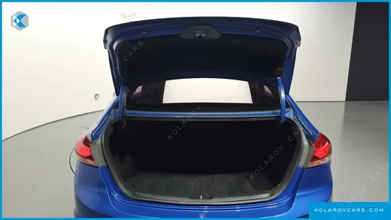 HYUNDAI ELANTRA (AVANTE) 1.6 GDI VALUE PLUS