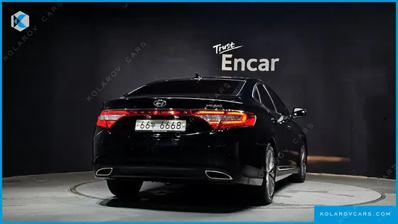 HYUNDAI GRANDEUR HG240 MODERN