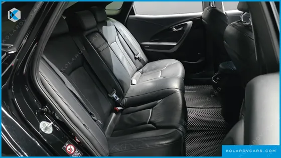 HYUNDAI GRANDEUR HG240 MODERN