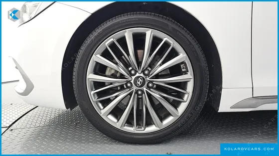 HYUNDAI GRANDEUR 3.0 EXCLUSIVE