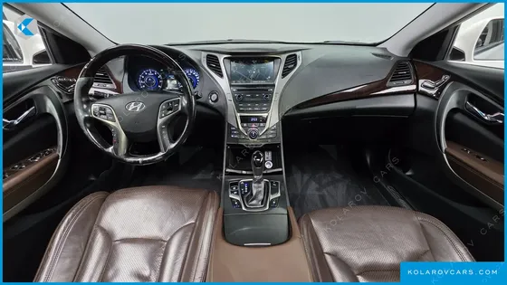 HYUNDAI GRANDEUR HG240 MODERN