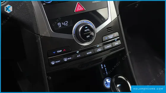 HYUNDAI GRANDEUR HG300 PREMIUM