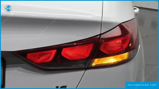 HYUNDAI ELANTRA (AVANTE) 1.6 GDI VALUE PLUS