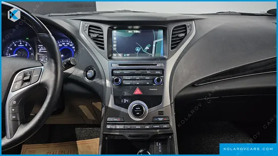 HYUNDAI GRANDEUR HG240 MODERN