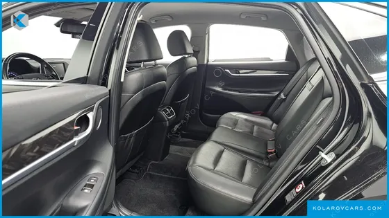 HYUNDAI GRANDEUR 2.4 PREMIUM