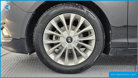 HYUNDAI SONATA 2.0 SMART