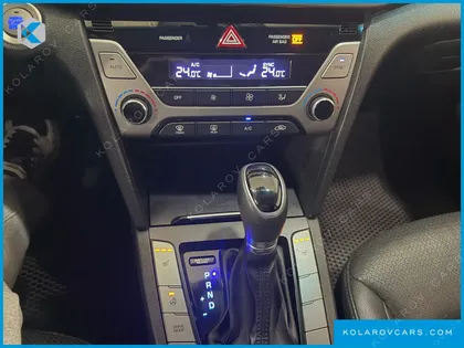 HYUNDAI ELANTRA (AVANTE) 1.6 GDI SMART