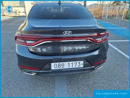 HYUNDAI GRANDEUR 2.4 PREMIUM