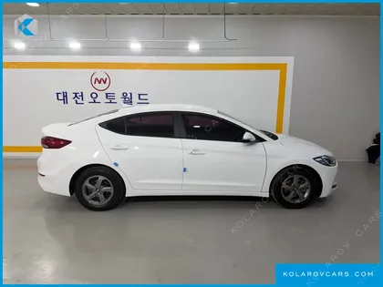 HYUNDAI ELANTRA (AVANTE) 1.6 GDI SMART