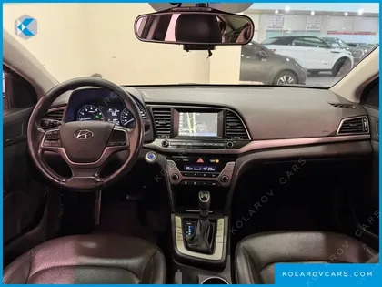 HYUNDAI ELANTRA (AVANTE) 1.6 GDI SMART