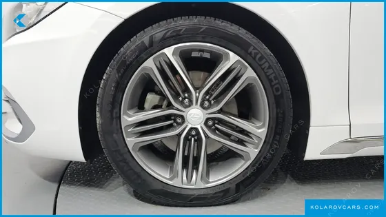 HYUNDAI GRANDEUR 3.0 LPI MODERN (RENTAL CAR)