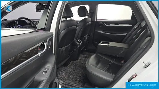 HYUNDAI GRANDEUR 3.0 LPI MODERN (RENTAL CAR)