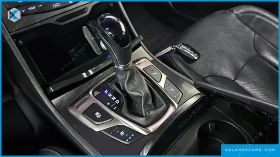HYUNDAI GRANDEUR HG240 MODERN
