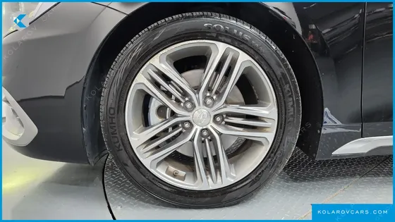 HYUNDAI GRANDEUR 3.0 LPI EXCLUSIVE (RENTAL CAR)