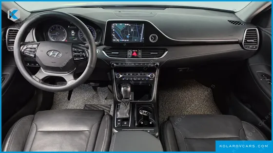 HYUNDAI GRANDEUR 3.0 LPI EXCLUSIVE (RENTAL CAR)