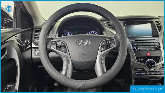 HYUNDAI GRANDEUR HG240 MODERN